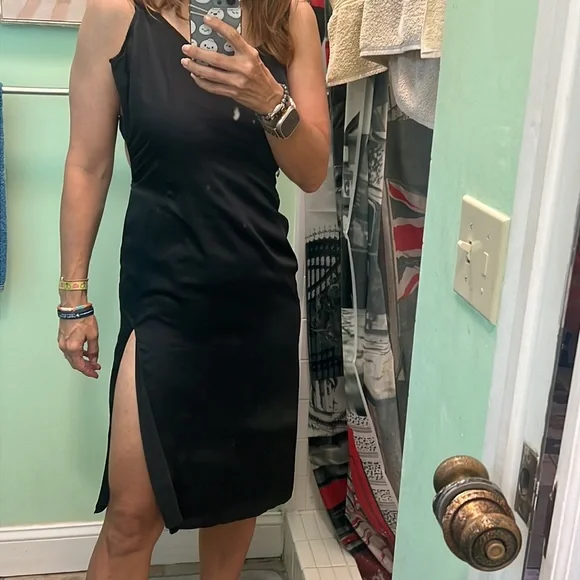 Black dress by Abercrombie & Fitch- extra small - LBD (little black dress)